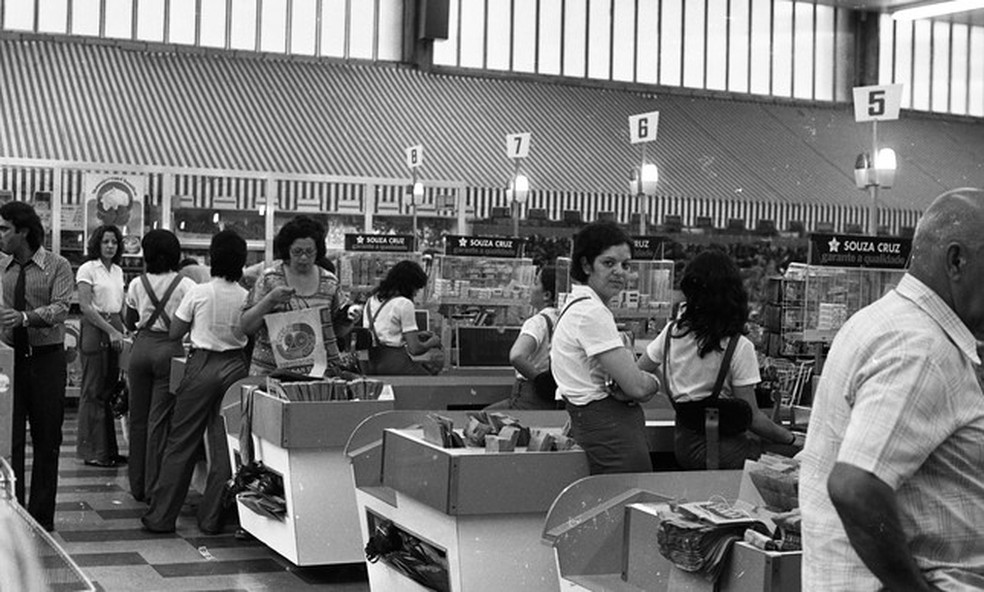 Filial das Casas da Banha em 1975 — Foto: José Vasco/Agência O GLOBO