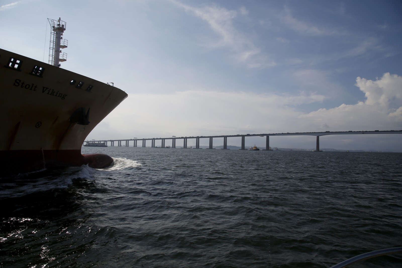 Ponte Rio-Niterói vista da Baía de Guanabara — Foto: Custodio Coimbra