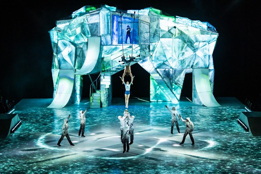 “Crystal” é o primeiro espetáculo do Cirque du Soleil com todo o elenco sobre o gelo.
