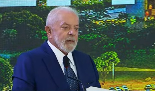 Lula no evento "Democracia inabalada" — Foto: Reprodução/TV Senado