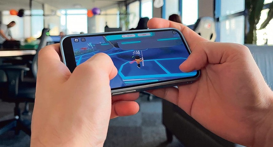 Na Kokku Games, estúdio localizado em Recife, a chegada do 5G permitiu o desenvolvimento de jogos para celular que antes eram desenhados apenas para consoles