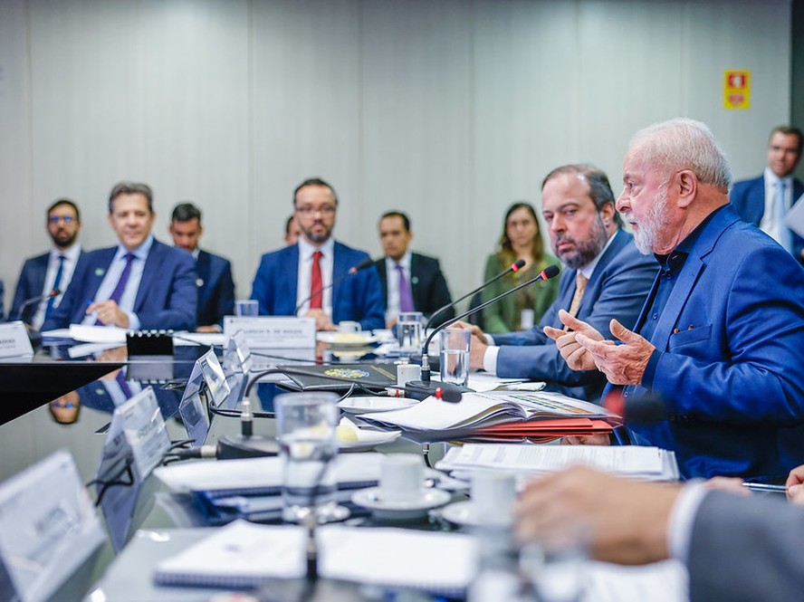 Presidente da República, Luiz Inácio Lula da Silva, durante 1ª Reunião Extraordinária do Conselho Nacional de Política Energética