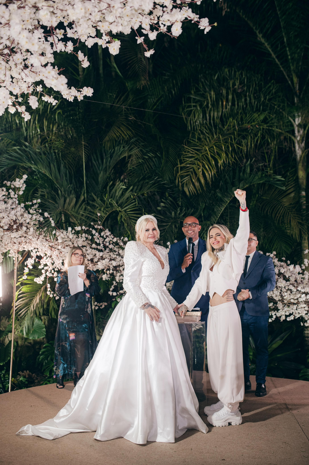 Look de Cacá Werneck para casamento com Monique Evans — Foto: @frigolettosfotos