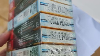 Ação visa combater venda ilegal de cigarros por organização criminosa  — Foto: Divulgação/ Polícia Federal