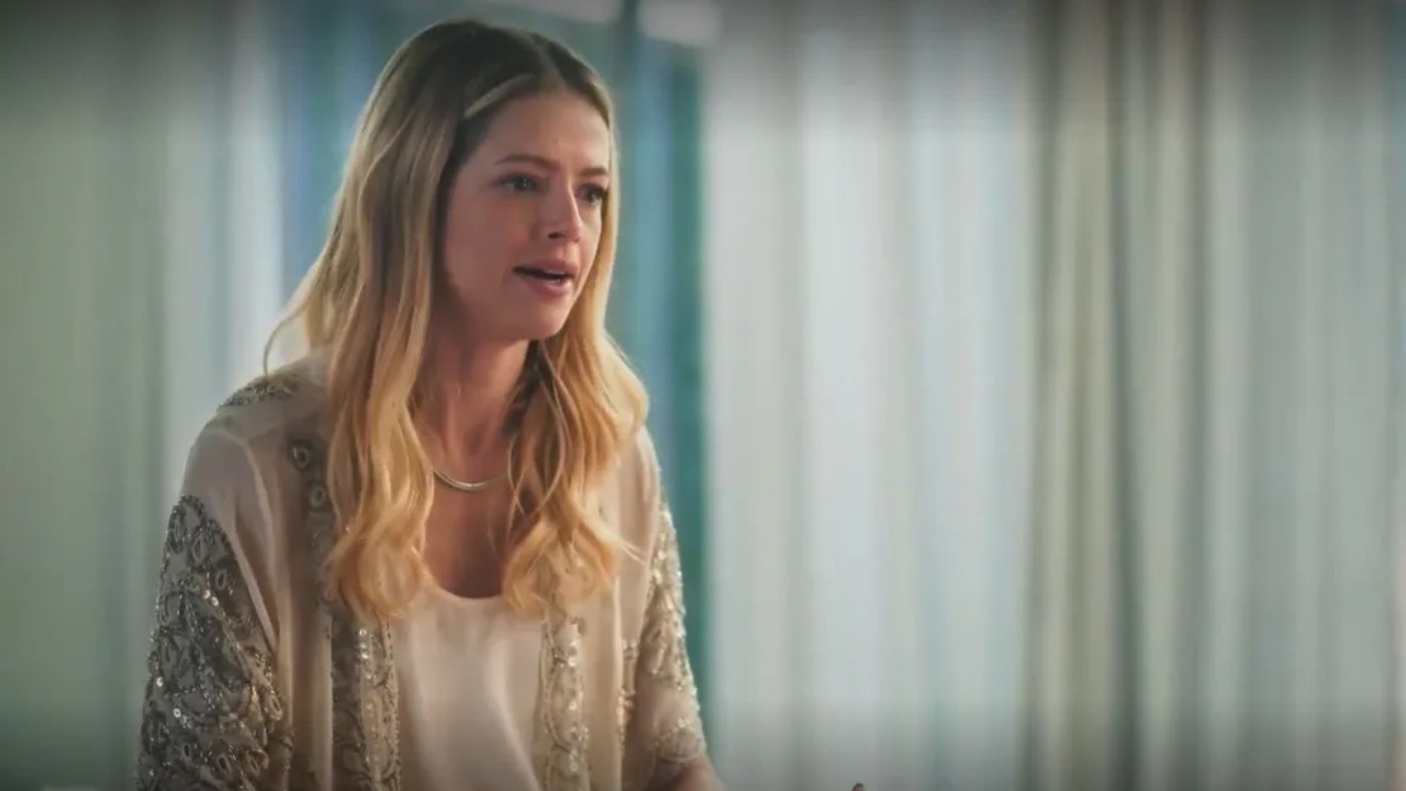  No sábado, Graça fica assustada quando Irene lhe conta que planeja acabar com Agatha  — Foto: TV Globo