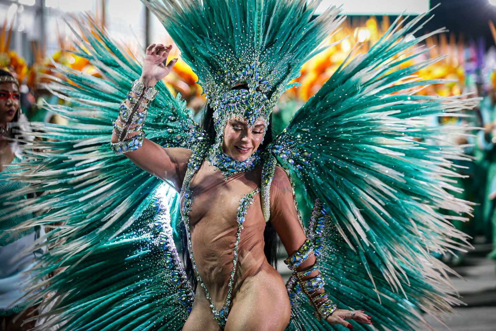 Fabíola de Andrade, rainha de bateria da Mocidade — Foto: Guito Moreto