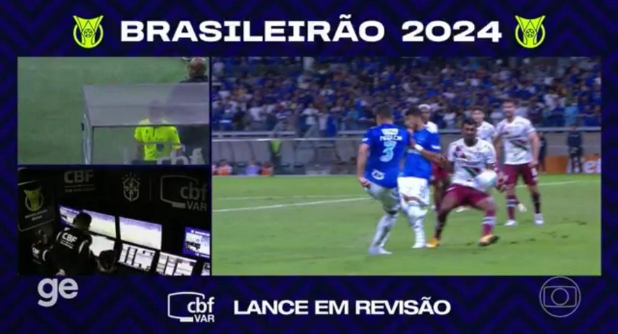 Lance de pênalti para o Cruzeiro