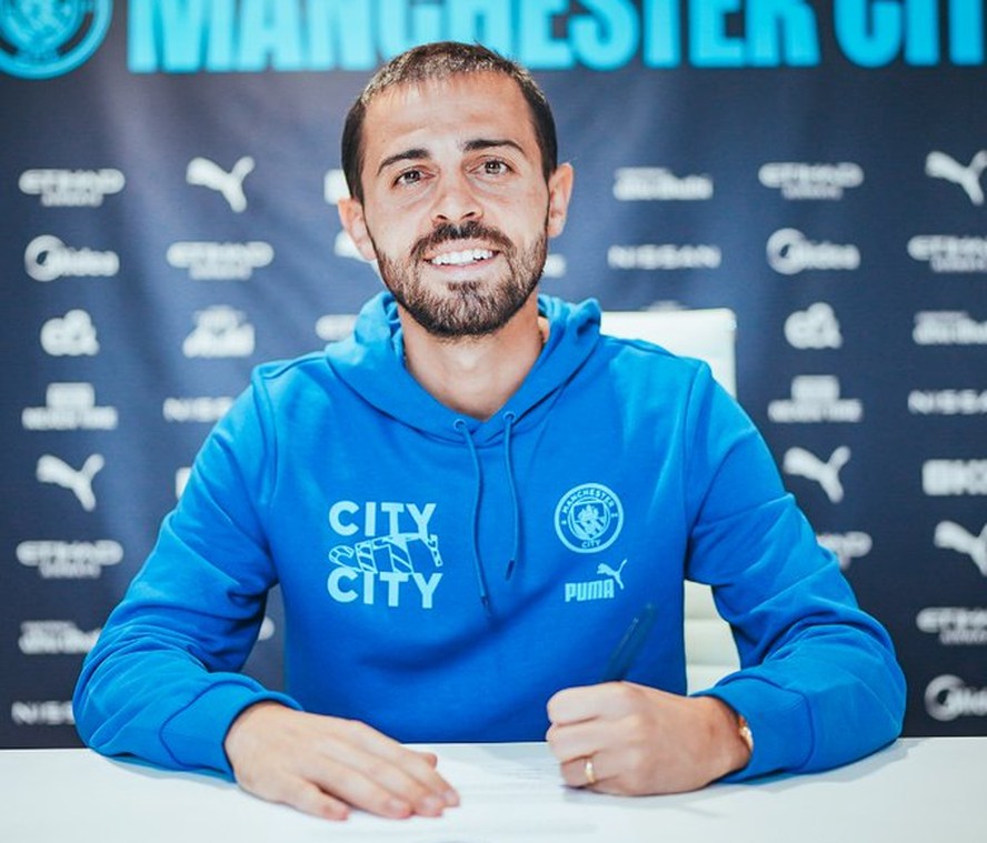 Bernardo Silva renova com o Manchester City até 2026