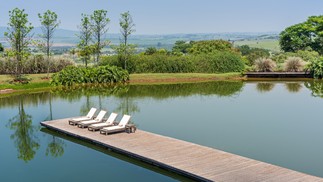 O hotel Fasano Boa Vista, localizado no interior de São Paulo tem um lago para hóspedes — Foto: Reprodução