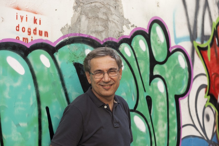 O escritor turco Orhan Pamuk: 'Sou best-seller, mas meus leitores não mudam de ideia só porque eu disse algo'