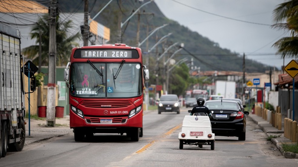 Ônibus da EPT, em Maricá, com tarifa zero  — Foto: Brenno Carvalho