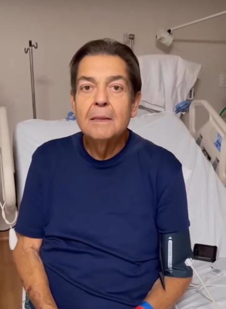 Fausto Silva em vídeo gravado no hospital