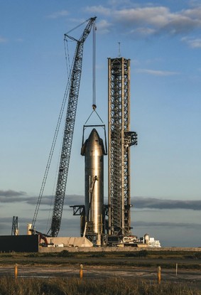 O foguete Starship, da SpaceX, em seu local de lançamento em Boca Chica, Texas