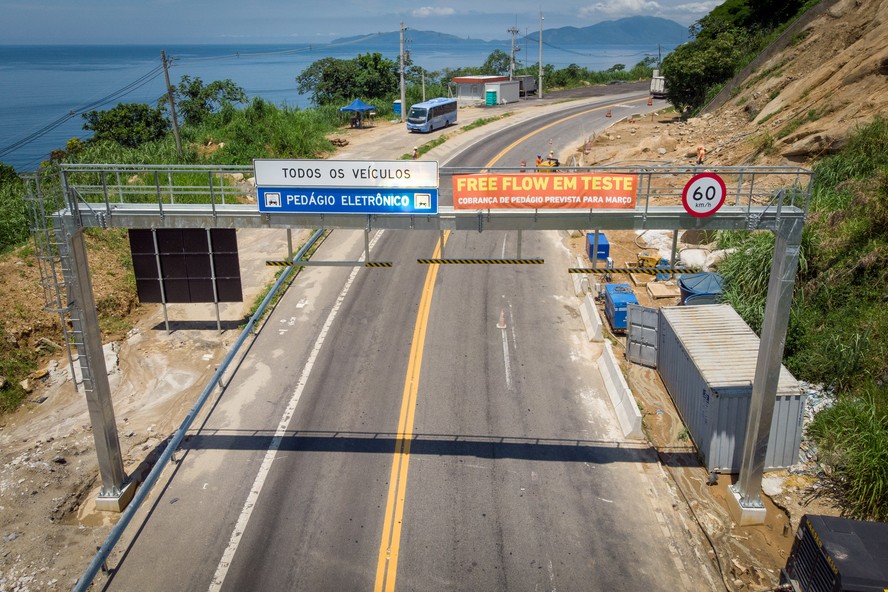 Pedágio sem cancela está sendo testado na Rodovia Rio-Santos (BR-101)