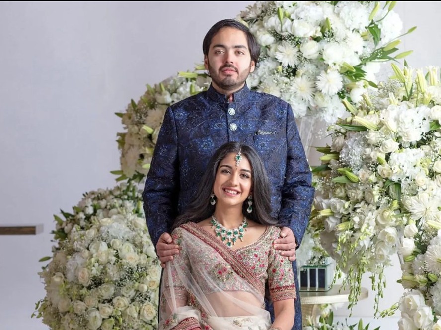 Anant Ambani, de 28 anos, com Radhika Merchant, 29, terão uma festa de pré-casamento