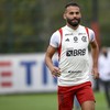 Thiago Maia pode ser um dos envolvidos em negociações - Marcelo Cortes/Flamengo