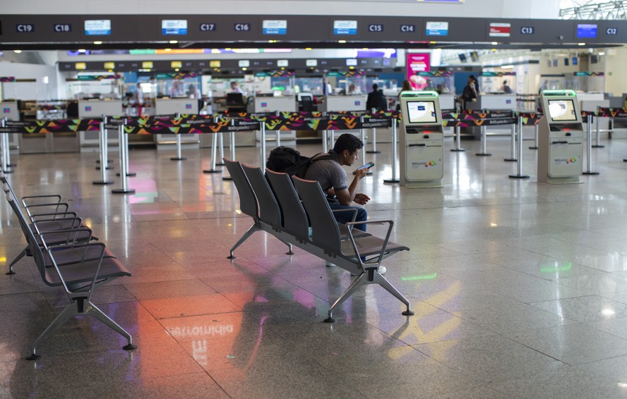 Saguão do Aeroporto do Galeão, no Rio