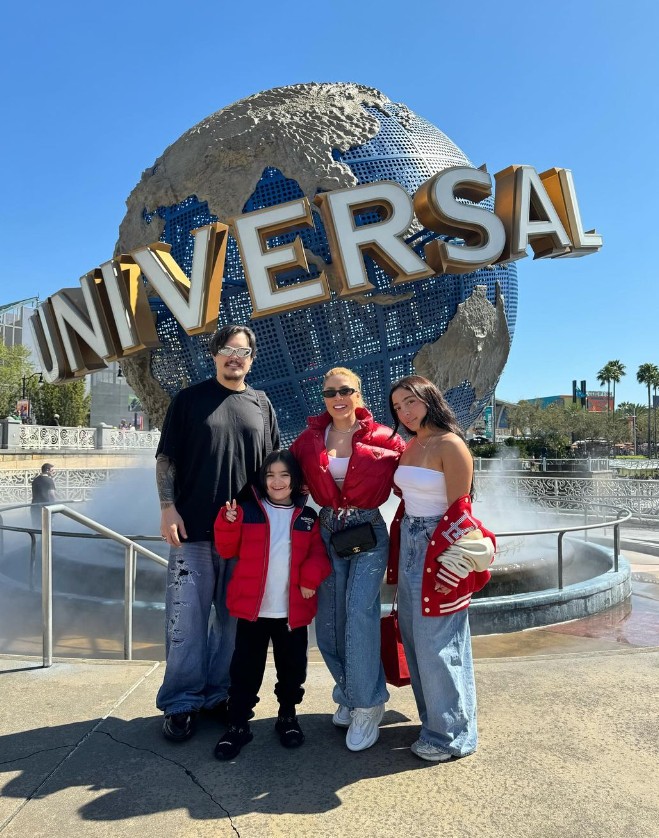 Manu Bahtidão e família em viagem para Orlando — Foto: Reprodução/Instagram