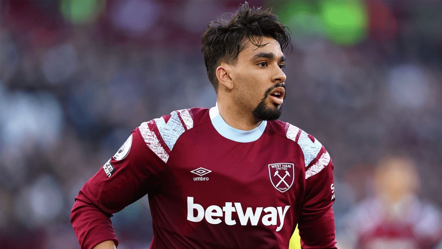 Lucas Paquetá com a camisa do West Ham