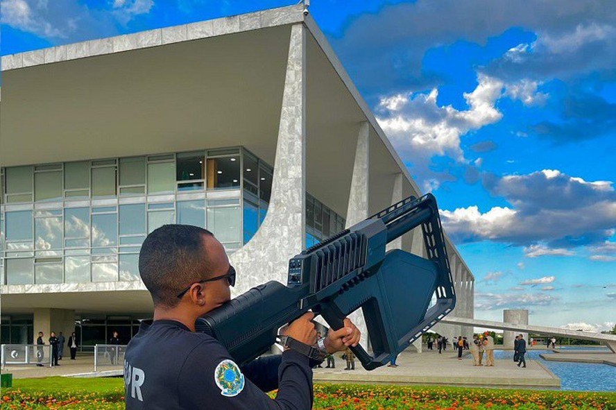 Agente do GSI atundo no Palácio do Planalto durante evento