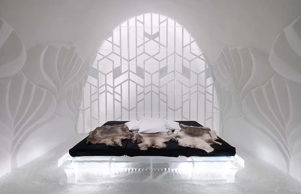 A suíte do Icehotel 'Great Gatsby', com inspiração no Art Déco, criada pelo artista e designer Tomasz Czajkowski e pelo arquiteto Tomasz Jastrzebski, ambos da PolôniaReprodução