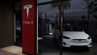 Tesla registra lucro no quarto trimestre de 2022 — Foto: Bloomberg