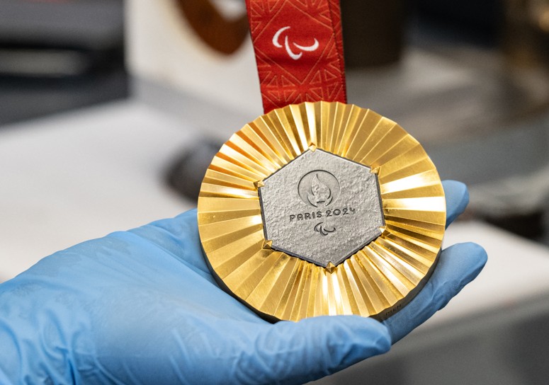 Medalha de Paris-2024 — Foto: AFP