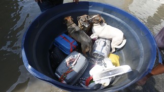 Segundo a prefeitura, ao menos outros nove bairros foram muito afetados pelas chuvas — Foto: FABIANO ROCHA