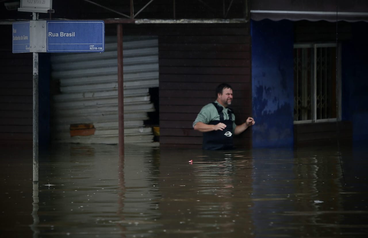 A Rua Brasil, em Canoas, na Região Metropolitana de Porto Alegre, no Rio Grande do Sul — Foto: Christiano Mariz