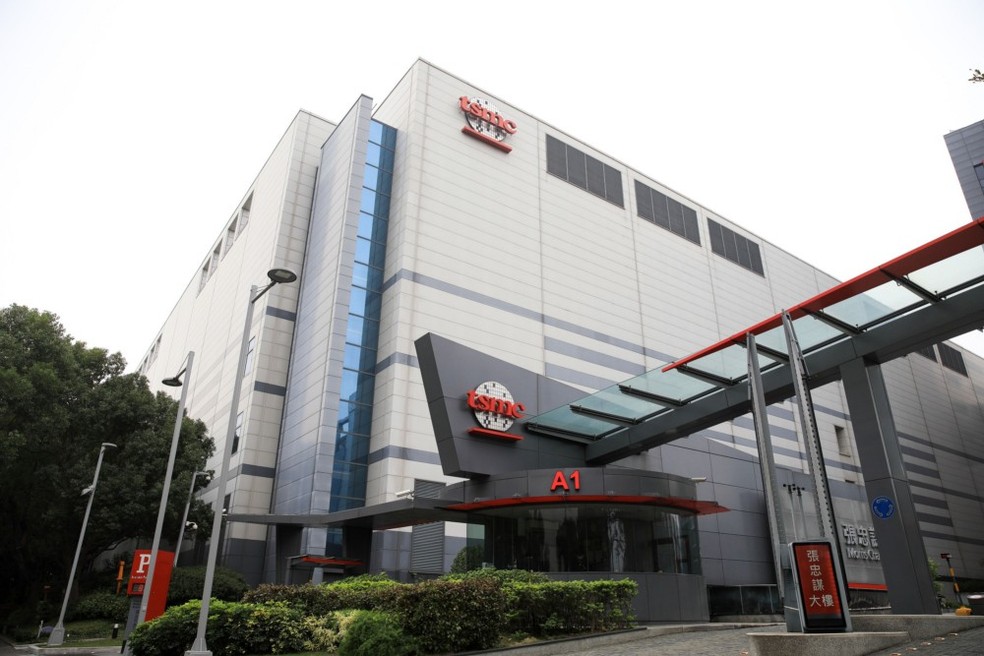 Sede da TSMC, principal produtora de semicondutores de Taiwan, que tem parceria para construir fábrica na Alemanha — Foto: I-Hwa Cheng