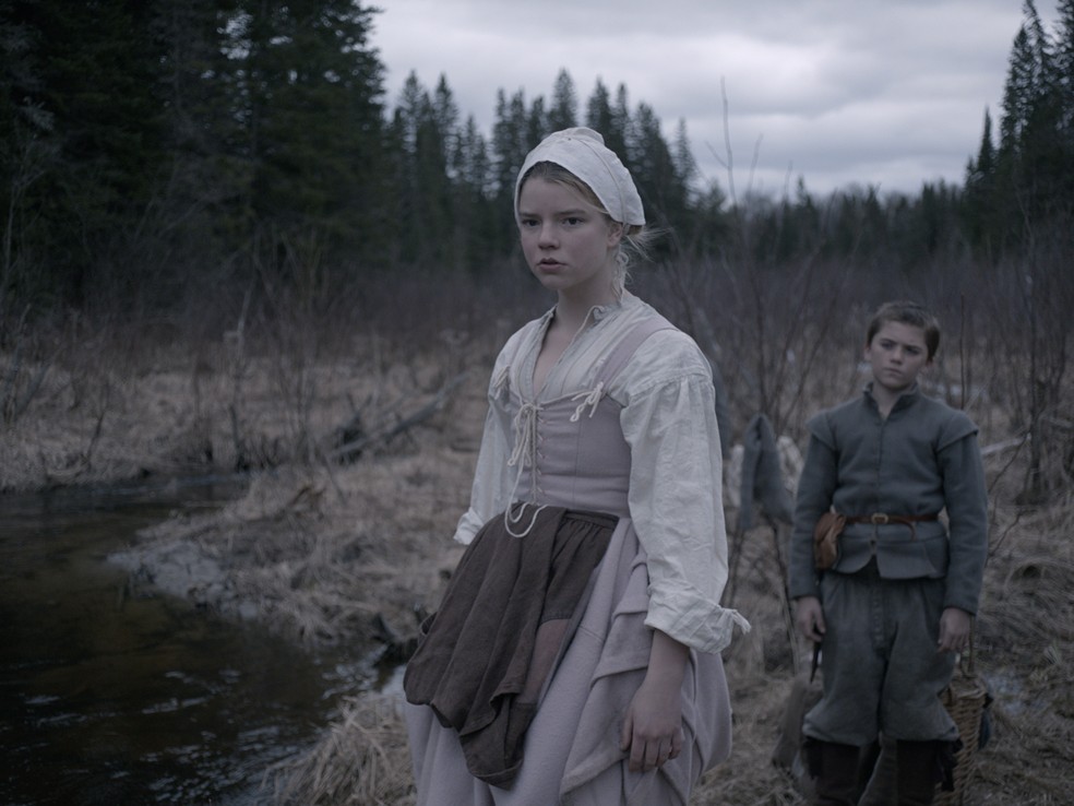 Anya Taylor-Joy é a protagonista de "A bruxa" (2015), filme de Robert Eggers — Foto: Divulgação