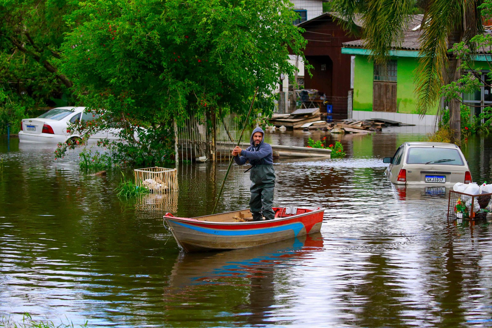 Inundações em Porto Alegre. Um novo ciclone extratropical atinge o Estado do Rio Grande do Sul. — Foto: SILVIO AVILA / AFP