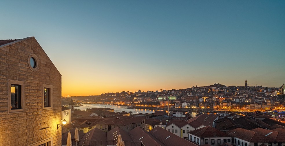 Vista do complexo cultural World of Wine, ao lado do Rio Douro — Foto: Divulgação