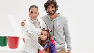 Deborah Secco apresentará "Mundo iupi", coprodução do Giga Gloob e do Gloobinho dirigida pelo marido dela, Hugo Moura, com participação da filha do casal, Maria Flor — Foto: Divulgação