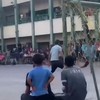 Vídeo mostra momento em que bomba israelense cai perto de escola da ONU em Gaza - Reprodução