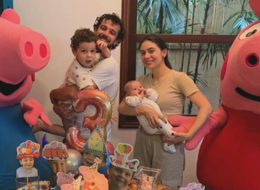 Jayme Matarazzo com a mulher e os filhos