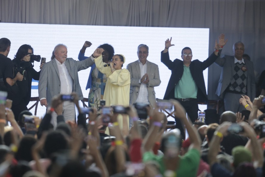 Lula em culto evangélico em São Gonçalo com Alckmin, Freixo e André Ceciliano