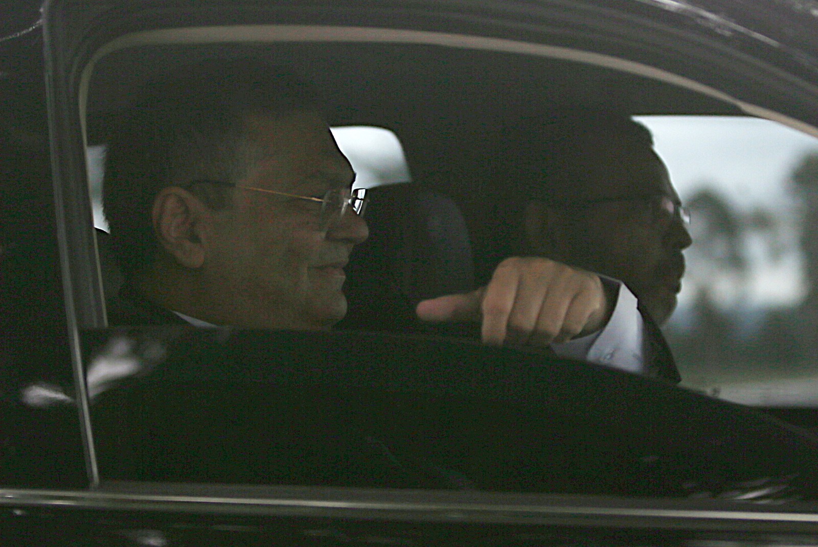 Flávio Dino, ministro da Justiça, chega ao Palácio do Alvorada para reunião com o presidente Lula — Foto: Cristiano Mariz/Agência O Globo