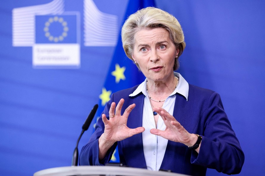 Presidente da Comissão Europeia (UE), Ursula von der Leyen, anuncia novo pacote de ajuda à Ucrânia