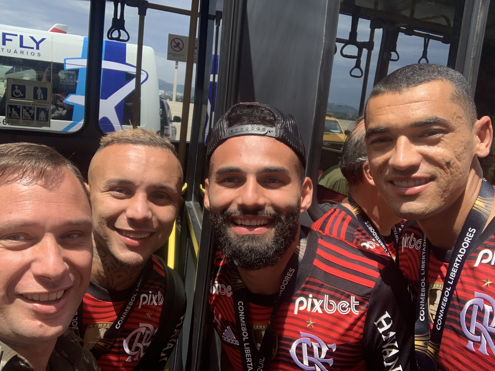 Mauro Cid, Cebolinha, Thiago Maia e Santos — Foto: Reprodução do celular de Mauro Cid