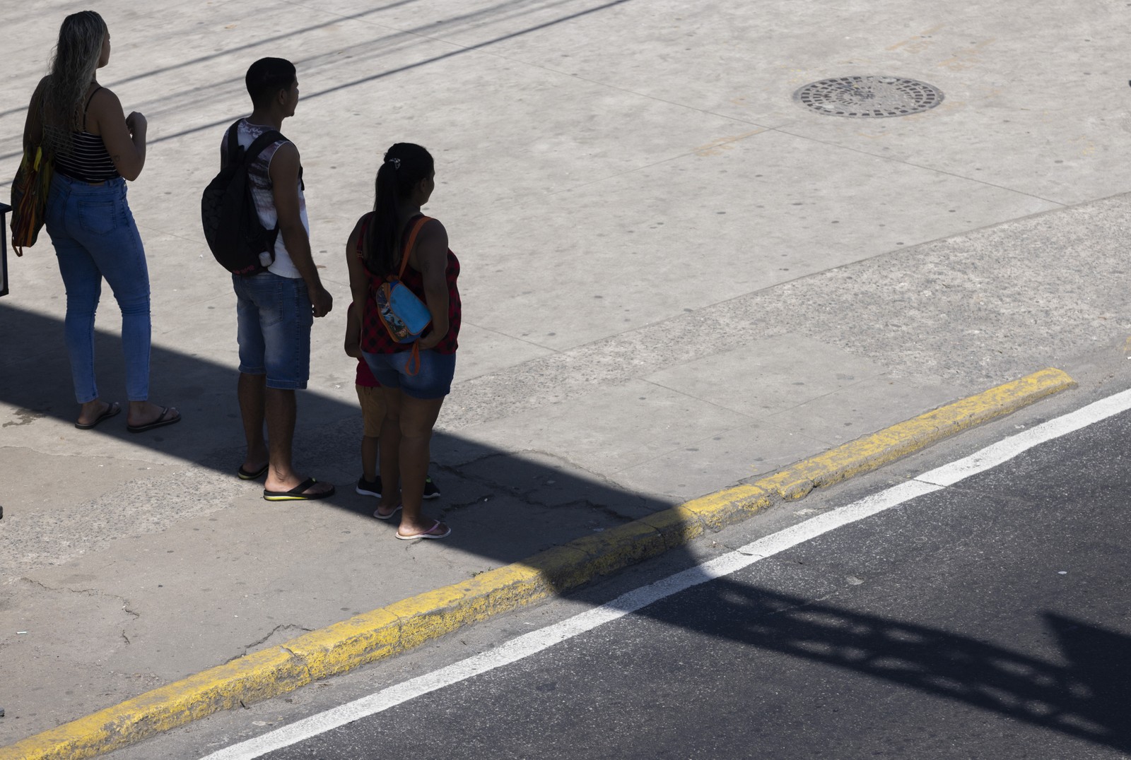 A exposição ao sol em dias de muito calor é prejudicial — Foto: Márcia Foletto/Agência O Globo