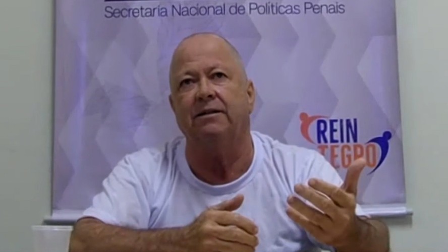 O deputado Chiquinho Brazão (sem partido-RJ) durante apresentação de sua defesa à CCJ em vídeo gravado dentro da prisão