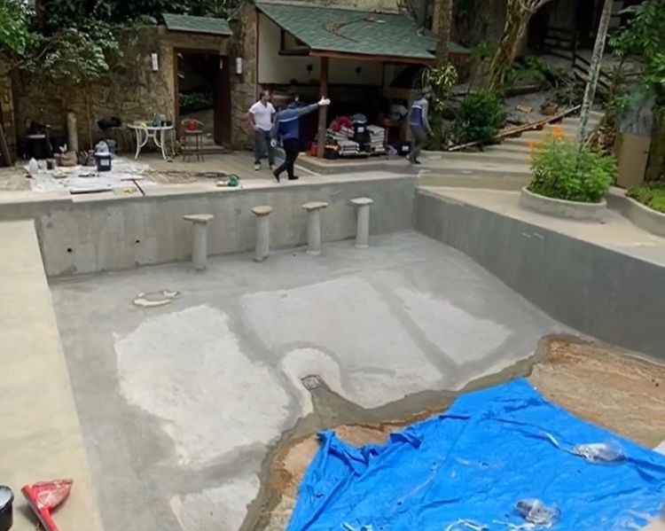 Evandro realizou o sonho de transformar a sua piscina — Foto: Reprodução Instagram