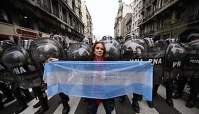Anistia Internacional faz alerta sobre 'retrocesso' da Argentina em questões de gênero e meio ambiente