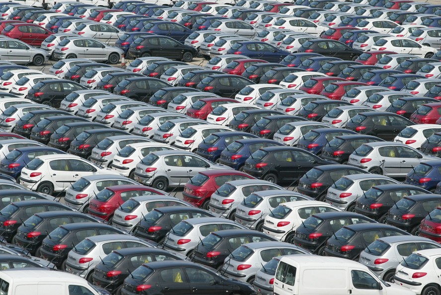 Carros populares: Veja quanto pode cair o preço dos 10 carros mais baratos
