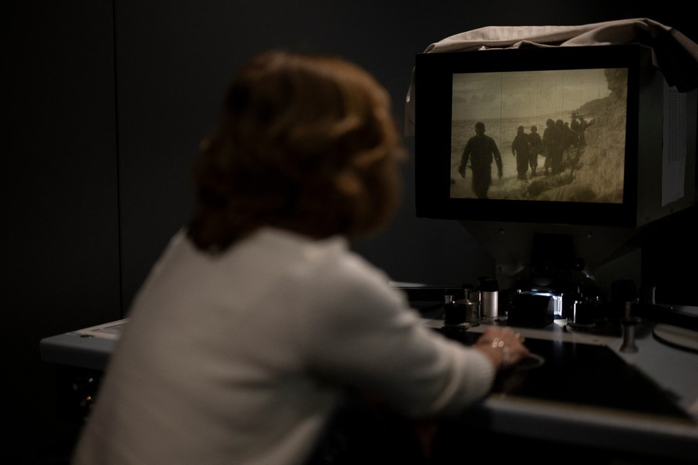 Imagens esquecidas de um cinegrafista do 'Dia D' vêm à tona 80 anos depois — Foto: BRENDAN SMIALOWSKI/AFP