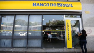 O Banco do Brasil não será privatizado. A declaração foi feita durante o discurso de Lula em um encontro com parlamentares aliados no Centro Cultural Banco do Brasil (CCBB) em Brasília. — Foto: Infoglobo