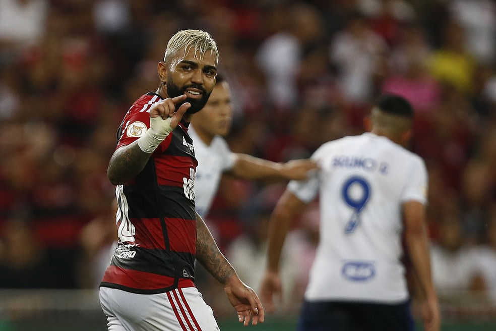 Ex affair de Gabigol revelou que jogador fez cirurgia de aumento das partes íntimas  — Foto: Getty Images