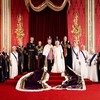 Primeira foto oficial da família real britânica após coroação do rei Charles III e da rainha Camilla - Divulgação / Palácio de Buckingham