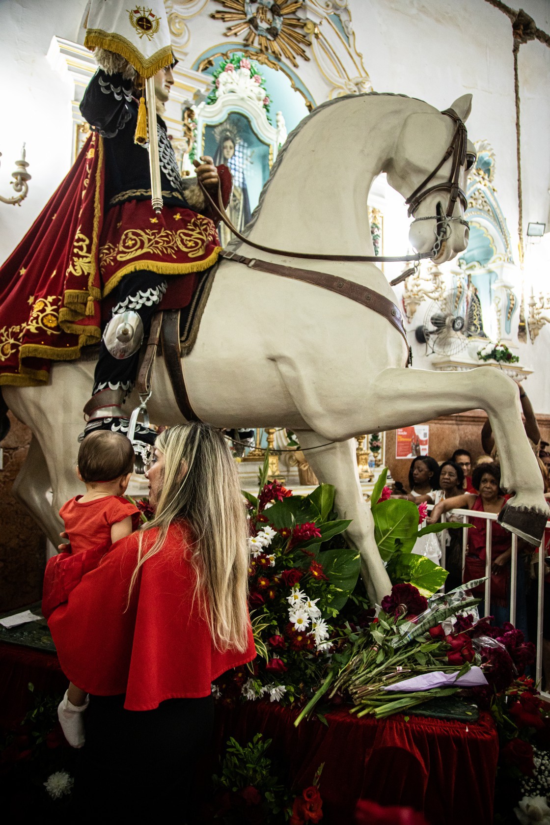 Santo Guerreiro é celebrado todo dia 23 de abril — Foto: Hermes de Paula/Agência O Globo